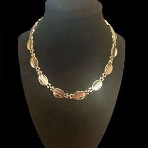 vintage MONET GOLD Elegant Oval Link  disc Necklace 17”